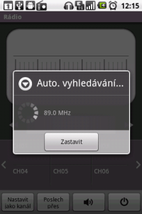 Rádio umí automaticky vyhledat rozhlasové stanice