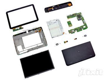 Motorola Xoom rozložená na prvočinitele Motorola Xoom rozložená na prvočinitele
