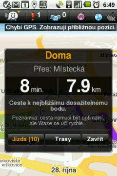 Tlačítkem Jízda zahájíte navigaci, nebo si přes Trasy necháte vypsat alternativní cesty.