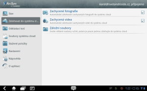 Výrobce myslel také na zálohu uživatelských dat, pro která připravil program ArcSync.