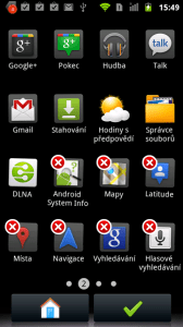 V režimu úprav je možné ikony přesouvat, případně jedním tapnutím odinstalovat