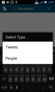 Můžete hledat buď ve tweetech, nebo v uživatelích