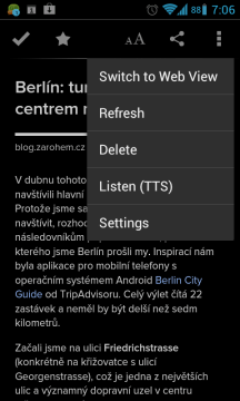 Stačí otevřít článek, který hodláte přečíst, kliknout na tlačítko Menu v pravém horním rohu, zvolit Listen (TTS) a telefon vám celý text přečte. Stačí otevřít článek, který hodláte přečíst, kliknout na tlačítko Menu v pravém horním rohu, zvolit Listen (TTS) a telefon vám celý text přečte.