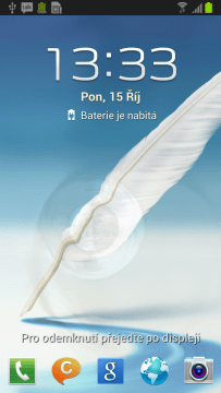 Telefon můžete odemknout tahem prstu z prakticky kteréhokoli místa