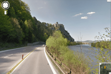 Strecno_StreetView