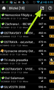 V horní liště tentokrát není kompas, ale odkaz na mapu.