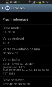 Čeští uživatelé Samsungu Galaxy S II na Android 4.1.2 teprve čekají