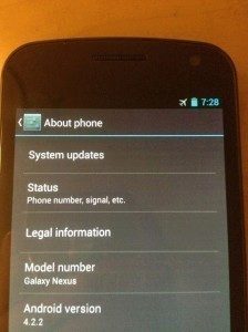 Android 4.2.2 na Galaxy Nexusu (foto: Ian Kar)