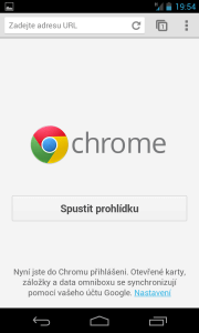 Výchozím webovým prohlížečem je Chrome