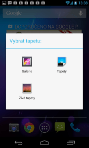 Tapeta na pozadí domovské obrazovky se mění přes kontextové menu