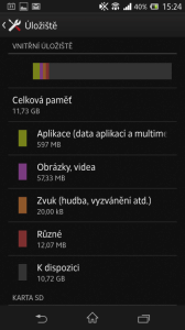 Ze 16 GB interní paměti je pro systém dostupných necelých 12 GB.