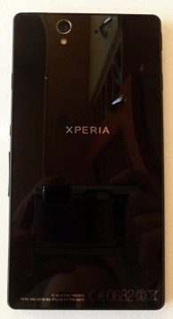 Zadní strana telefonu Sony Xperia Z
