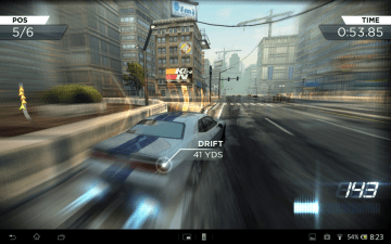 Need for Speed: Most Wanted nedělalo Xperii žádné problémy.