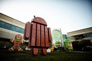 Android 4.4 má již sochu u Googleplexu