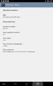 na tabletu běží Android 4.2.1 Jelly Bean