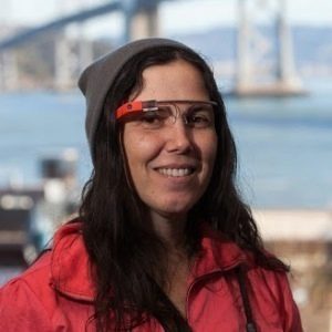 Cecilia Abade - první člověk s pokutou za řízení s Google Glass