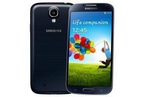 Kromě procesoru a podpory LTE+ se tento model nijak neliší od běžného Samsungu Galaxy S4