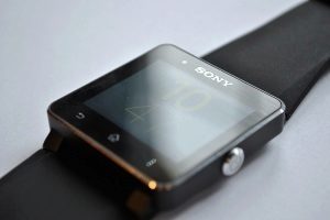 Sony SmartWatch 2 predni strana