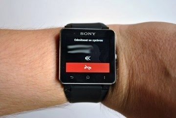 Sony SmartWatch 2 prichozi hovor