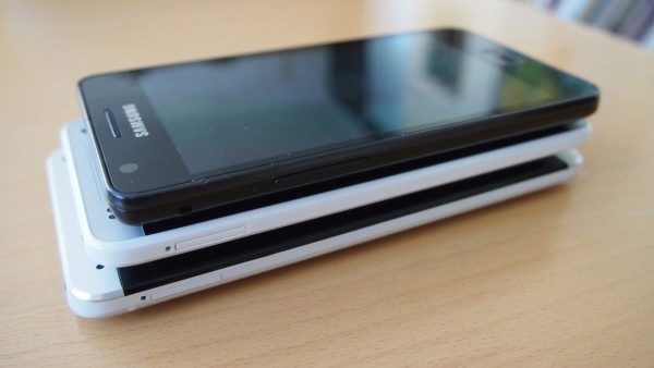 HTC One Mini - porovnání velikostí 2