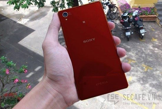 Red-version-of-the-Sony-Xperia-Z1-found-with-KitKat-on-board