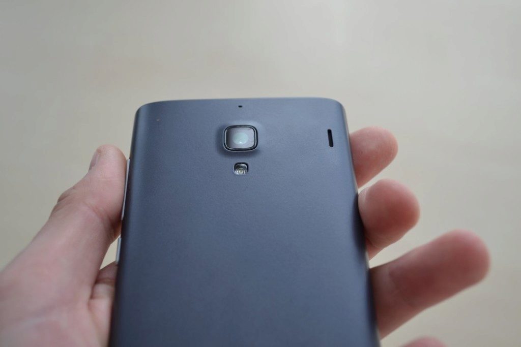 xiaomi hongmi zadni strana 3