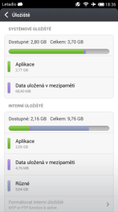 Paměť je rozdělena na dvě části - datovou a systémovou