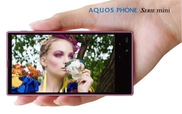 aquos-phone-mini