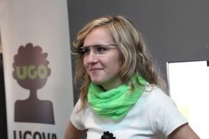 Čtenáři našeho portálu mohli brýle Google Glass vidět a vyzkoušet na vlastní oči