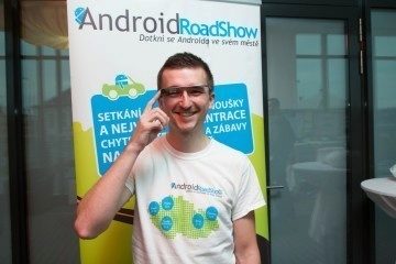 Čtenáři našeho portálu mohli brýle Google Glass vidět a vyzkoušet na vlastní oči Čtenáři našeho portálu mohli brýle Google Glass vidět a vyzkoušet na vlastní oči