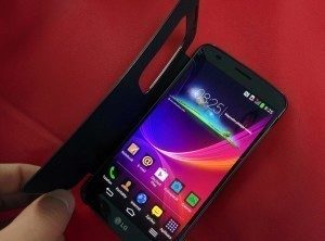 LG-G-Flex (6)