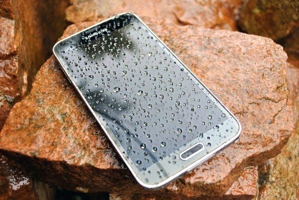 Samsung Galaxy S5 vodotěsnost