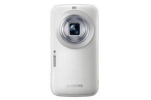 Fotomobil od Samsungu v bílé barvě