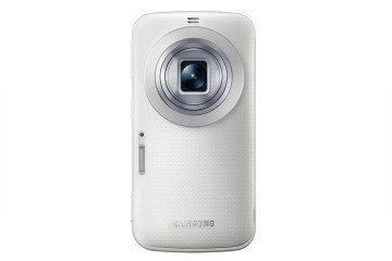 Fotomobil od Samsungu v bílé barvě