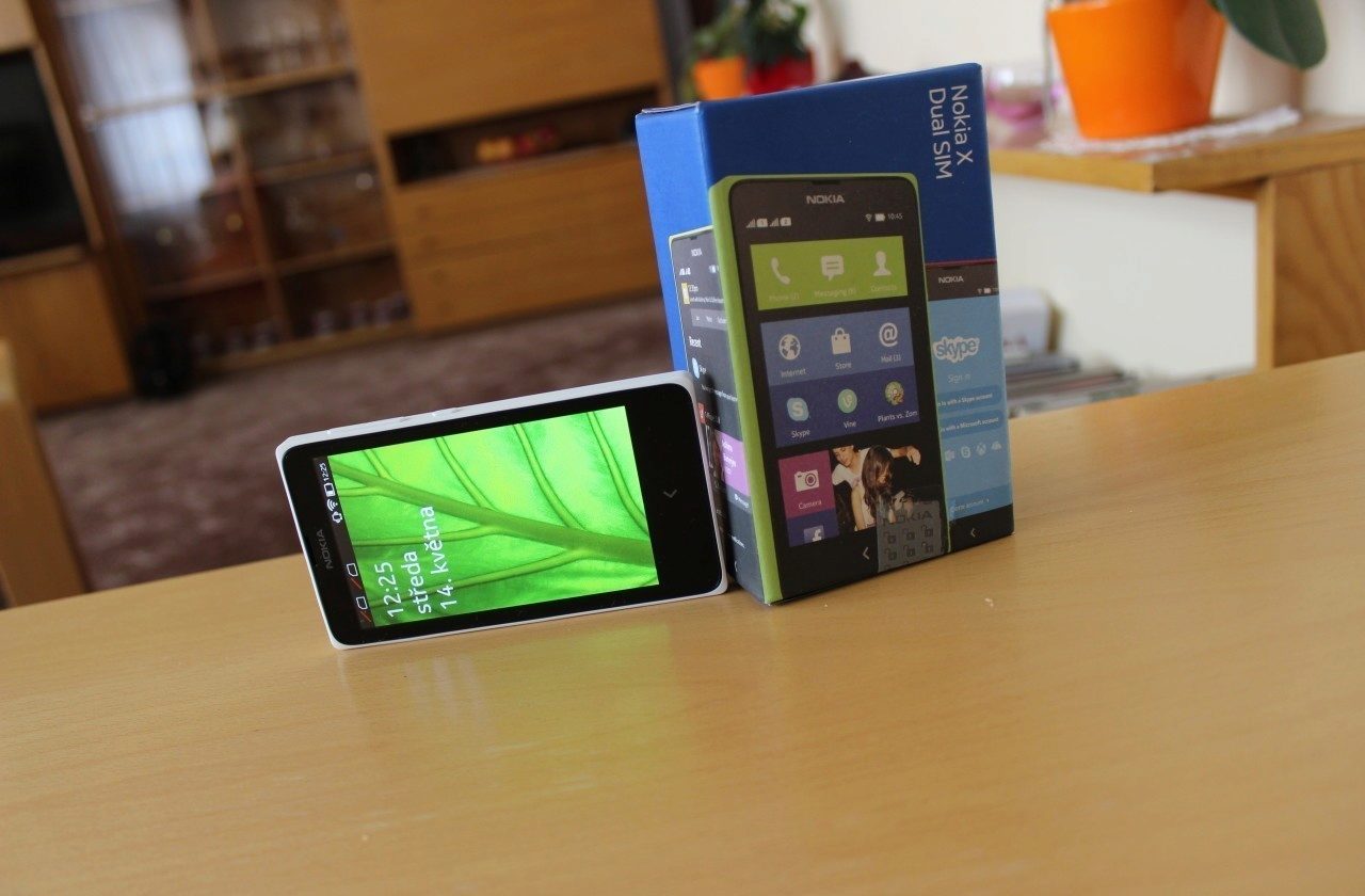 Nokia X recenze – cover