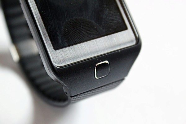 Samsung Gear 2 Neo domovské tlačítko