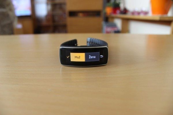 Samsung Gear Fit recenze - cvičení