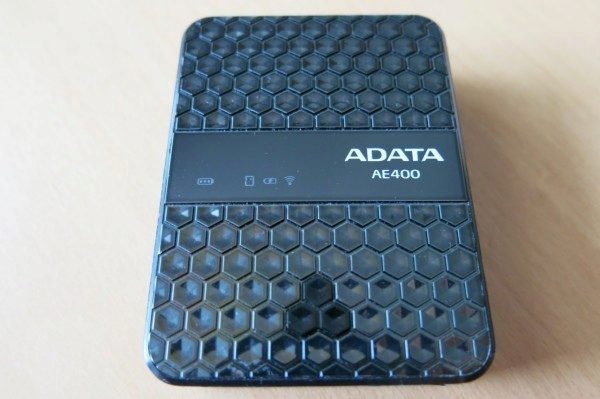 ADATA DashDrive Air AE400 - tlačítko