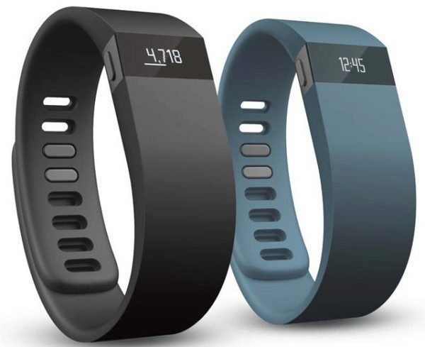 Fitness náramky se těší větší oblibě než chytré hodinky - lídrem je Fitbit