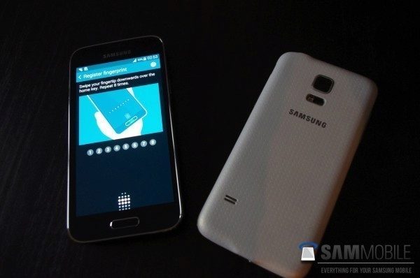 Údajný snímek telefonu Samsung Galaxy S5 Mini