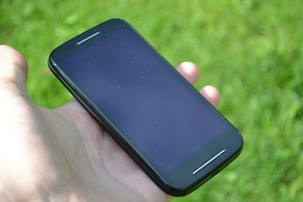 motorola moto e predni strana 5