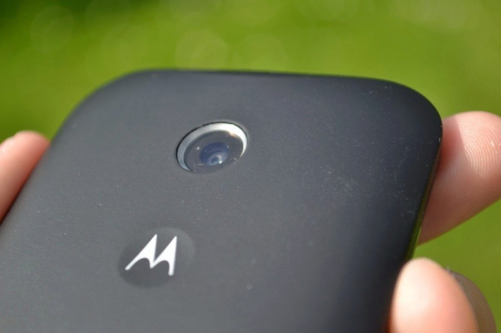 motorola moto e zadni strana 2