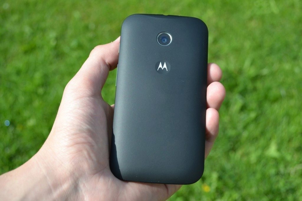 motorola moto e zadni strana 5
