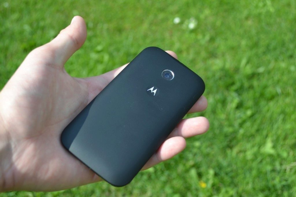 motorola moto e zadni strana 8