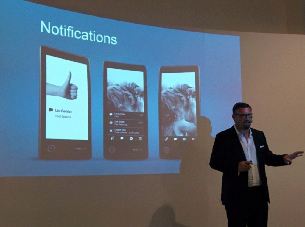 yotaphone 7