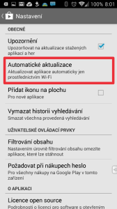 V nastavení Obchodu Play zapněte automatické aktualizace