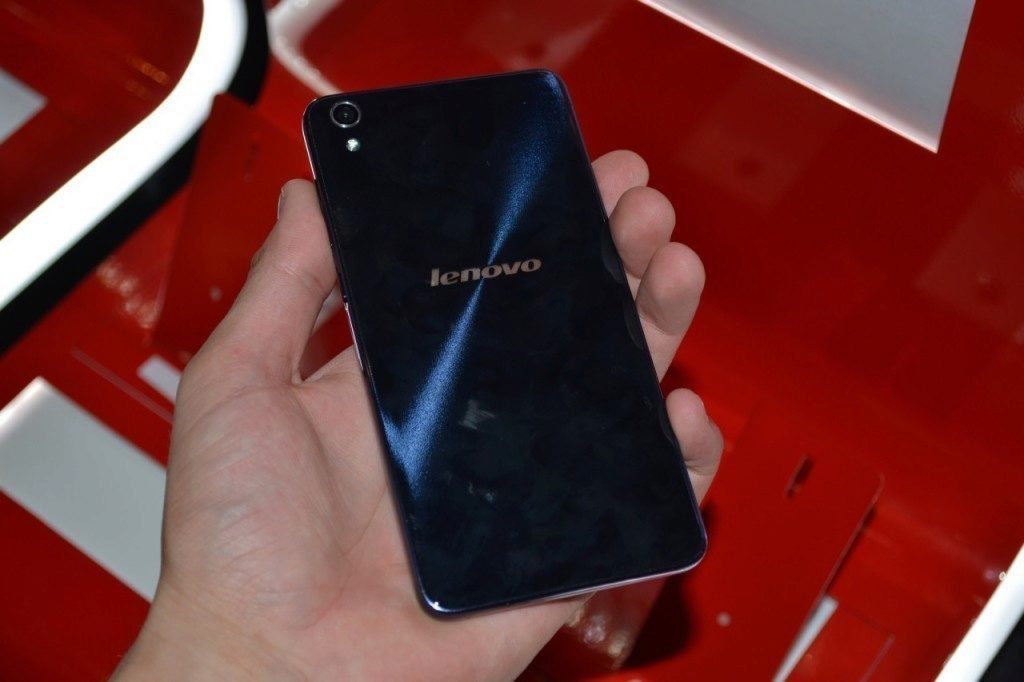 lenovo praha 8