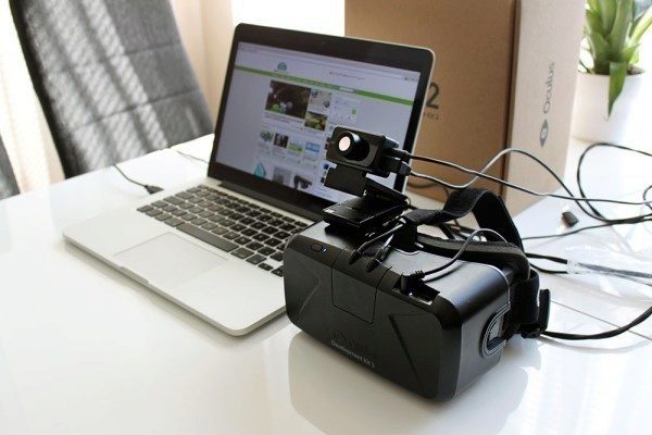 Oculus Rift Development Kit 2 celkové připojení k počítači