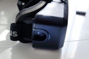 Oculus Rift Development Kit 2 levá strana