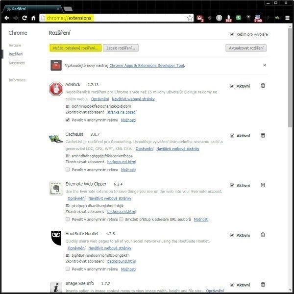 Zadejte adresu chrome://extensions a klepněte na tlačítko Načíst rozbalené rozšíření